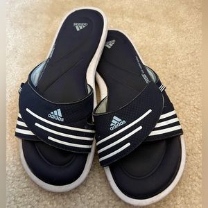 Women’s Adidas foam sliders